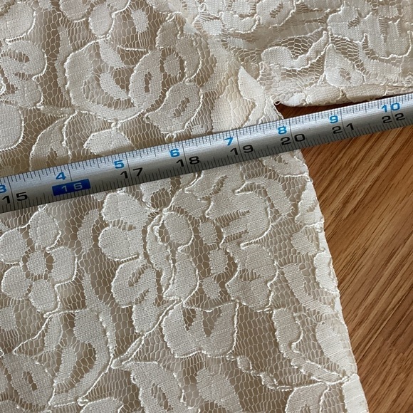 Vintage Fritz & Lloyd Lacey Floral Top - Picture 11 of 13